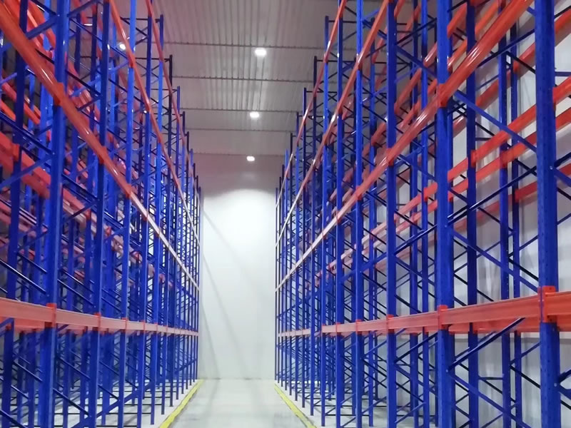 What kinds of storage racking system are available in FILO?